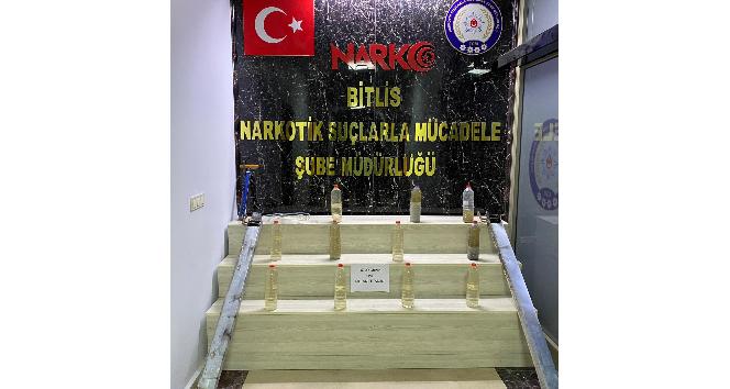 Bitlis’te 16 kilo 700 gram sıvı metamfetamin ele geçirildi