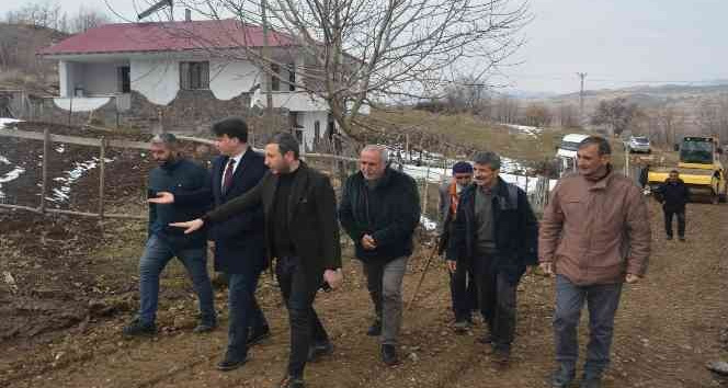 Kaymakam Gürses, yol bakım çalışmalarını inceledi