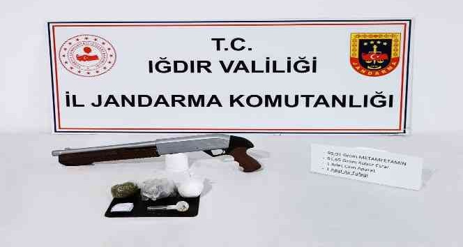 Iğdır’da uyuşturucu operasyonu: 3 tutuklama
