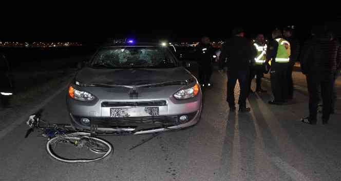 Otomobilin çarptığı bisikletli çocuk hayatını kaybetti