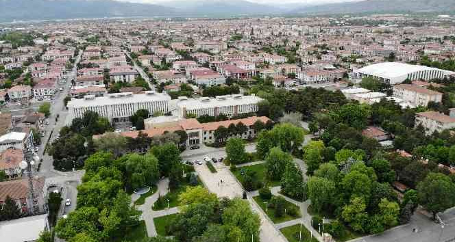 Erzincan’ın bazı ilçeleri gelişmiyor geriye gidiyor!