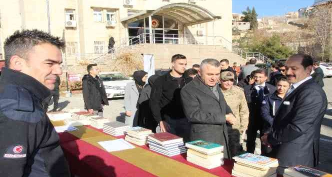 Şırnak’ta ’Kitap İyileştirir’ kampanyası başlatıldı