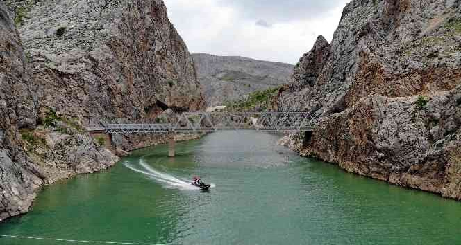 Ortadoğu’nun en uzun akarsuyu Fırat Nehri 3 ülkeye hayat veriyor