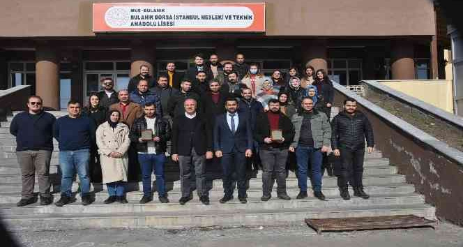 Bulanık İMKB’de tayini çıkan öğretmenlere veda yemeği