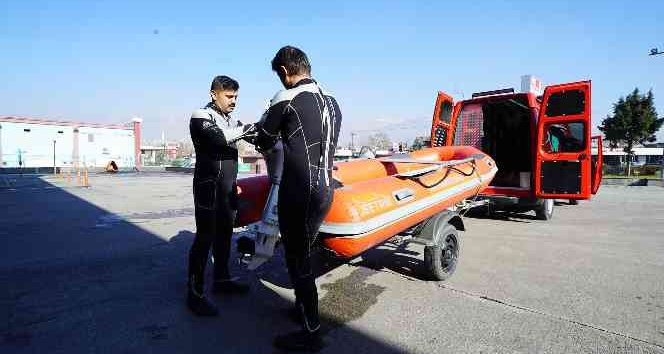 İtfaiye envanterine su altı arama kurtarma aracı