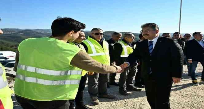 Vali Yılmaz: "Barajı tamamlandığında 15 bin hektar toprak suyla buluşacak"