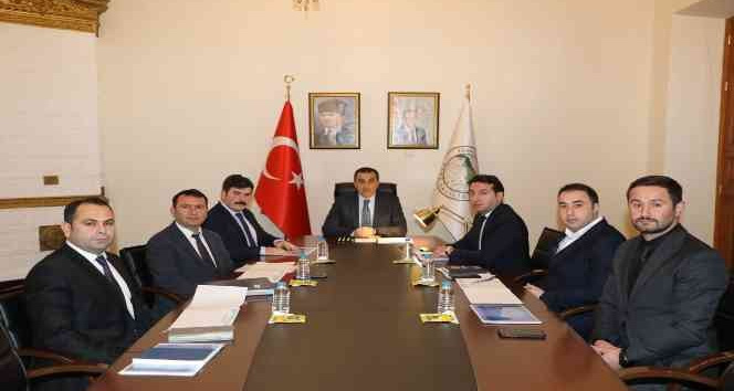 Kars’ta sağlık yatırımları değerlendirildi