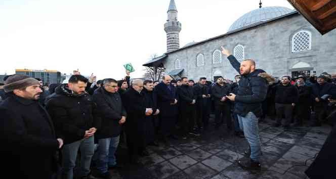 Sivil Toplum Platformu’ndan Kur’an-ı Kerim’e yapılan saygısızlığa tepki