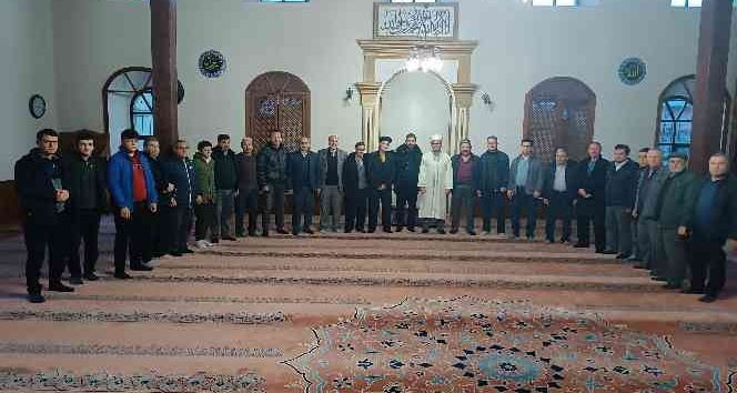 Sındırgılılar İsveç’te Kur’an- ı Kerim’e yapılan saldırıyı kınadı