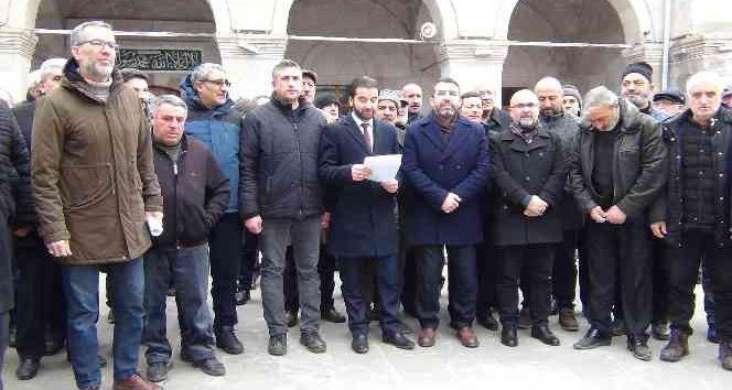 Kur’an-ı Kerim’in yakılmasına Kars’ta tepki