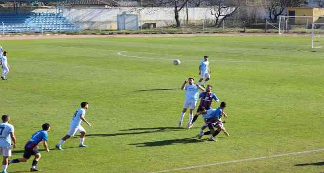 Fatsa Belediyespor : 1 Beyoğlu Yeni Çarşıspor : 2
