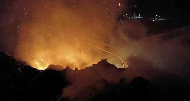 Yalova’da katı atık depolama tesisi yangını