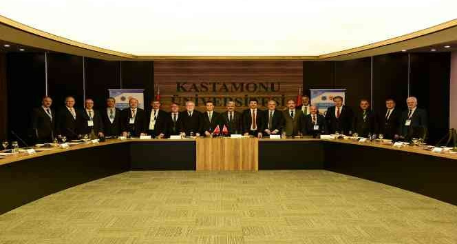 Rektör Özölçer, Batı Karadeniz Üniversiteleri Birliği toplantısına katıldı