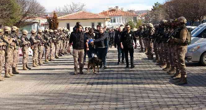 Yozgat merkezli 4 ilde uyuşturucu operasyonu: 39 gözaltı