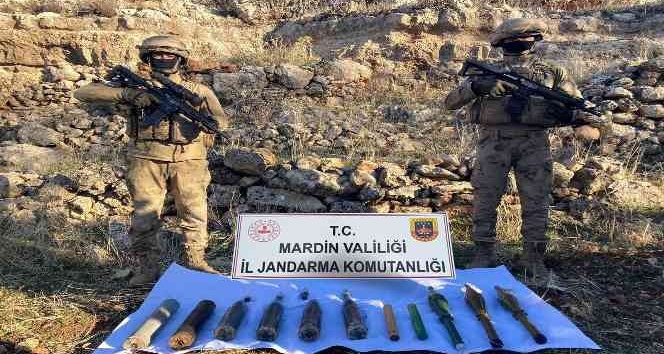 Mardin’de PKK’nın patlayıcı ve malzeme depolarına ağır darbe