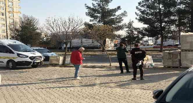 Yol kenarına bırakılan çalıntı su dinamosu polisi hareke geçirdi