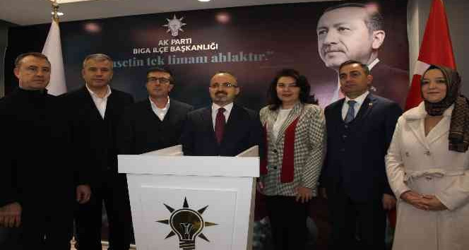 AK Partili Turan: Başörtüsü konusunda CHP net özür dilemelidir