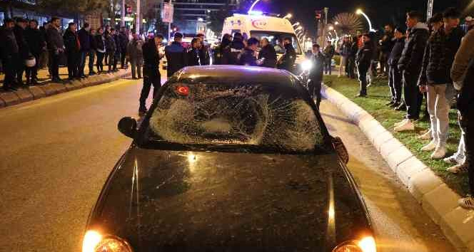 Edirne’de feci kaza: Otomobilin çarptığı 3 yayadan ikisi ağır yaralandı