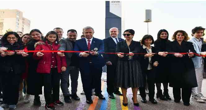 Başkent’te bir ilk: ABB Gökkuşağı Yabancı Dil Eğitim Merkezi açıldı