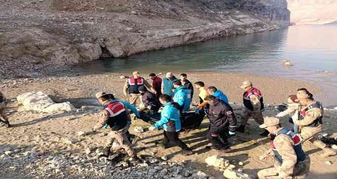 Siirt’te uçuruma atlayan gencin cansız bedenine ulaşıldı