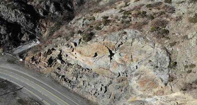 Zigana Dağı Geçidi için uzmanlardan uyarı: ’Her an ciddi bir kütle hareketi olabilir’