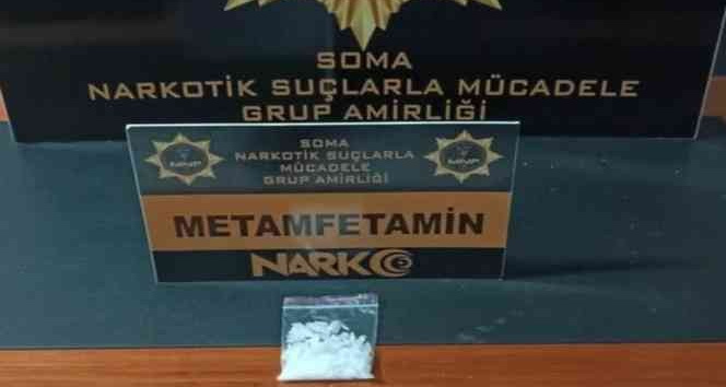 Manisa’da polis uyuşturucu tacirlerine göz açtırmıyor