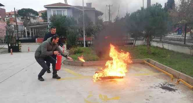 Biga İtfaiyesi’nden Yangın Eğitimi ve Tatbikatı