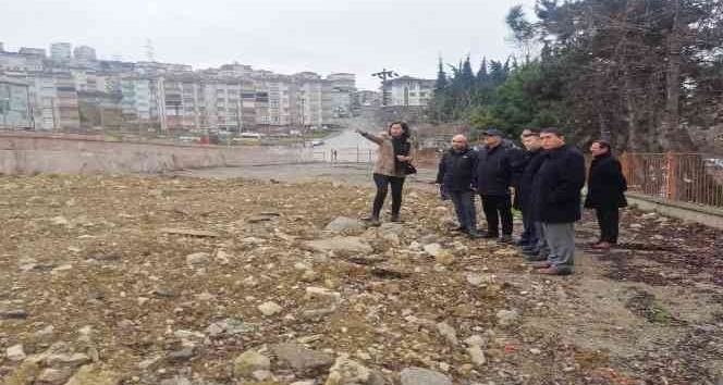Kültür merkezi yapılacak alanı incelediler