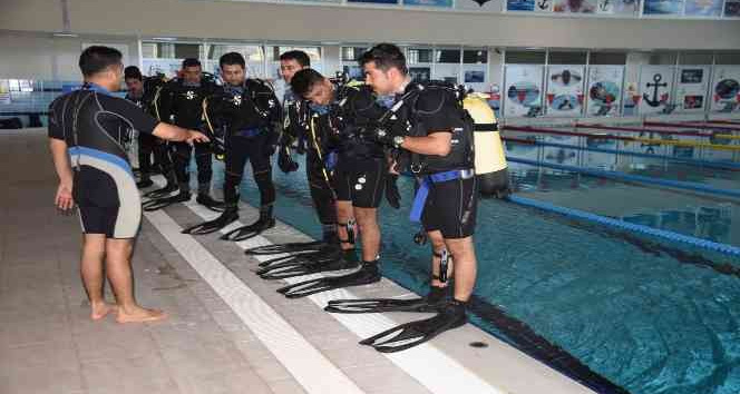 Osmaniye Belediyesi su altı ve su üstü kurtarma ekibi göreve hazır