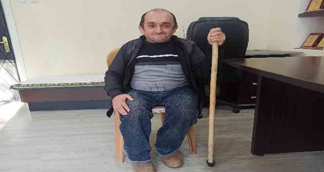 Ortopedik engelli Hikmet, kendi yuvasını kurmak istiyor