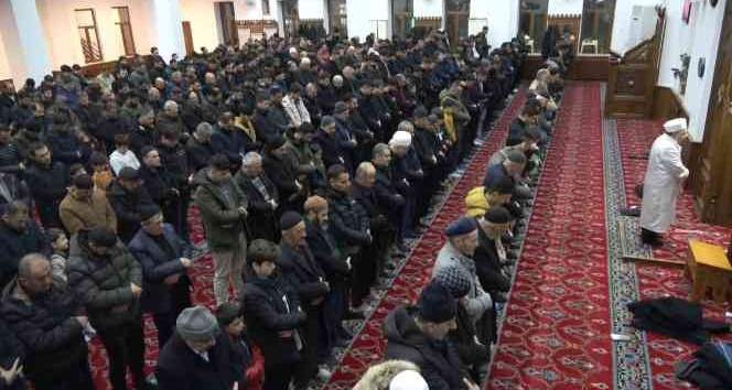 Müftü Demir: “Kur’an-ı Kerim’i yakmakla Müslümanlar yok olmaz”