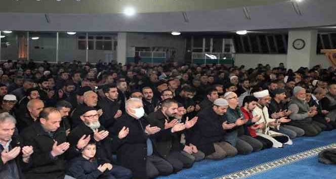 Regaib Kandilinde Terzibaba Camii doldu taştı