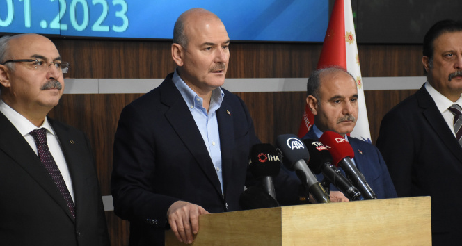 Bakan Soylu, İzmirde Kökünü Kurutma Operasyonu hakkında açıklama yaptı