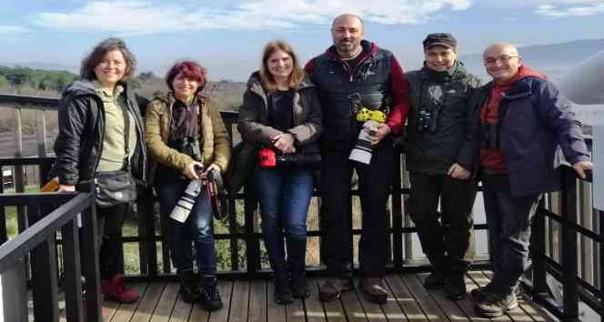 Kuş gözlemciler Hersek Lagününde