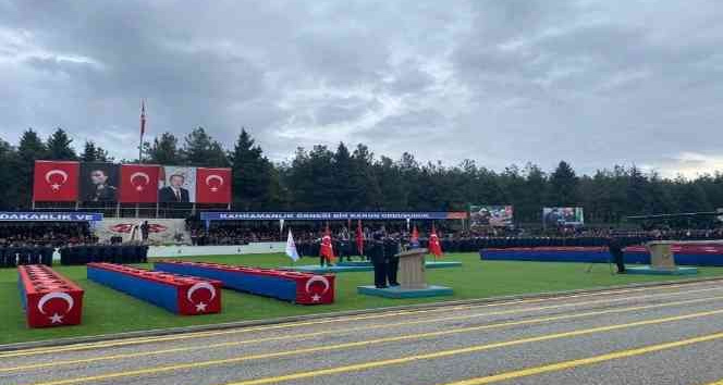 Vali İlhami Aktaş, 2002-4 Tertip 2’inci Grup Erlerin Ant İçme törenine katıldı