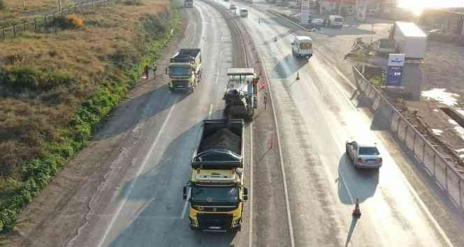 D-817 karayolunda asfalt yenileme çalışması başladı