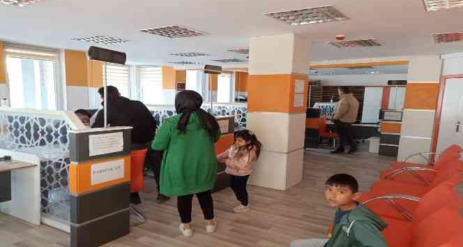 Ahlat Nüfus Müdürlüğü 2022’de 60 bin 241 işlem gerçekleştirdi