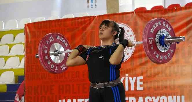 Halterde hedef olimpiyat şampiyonu yetiştirmek