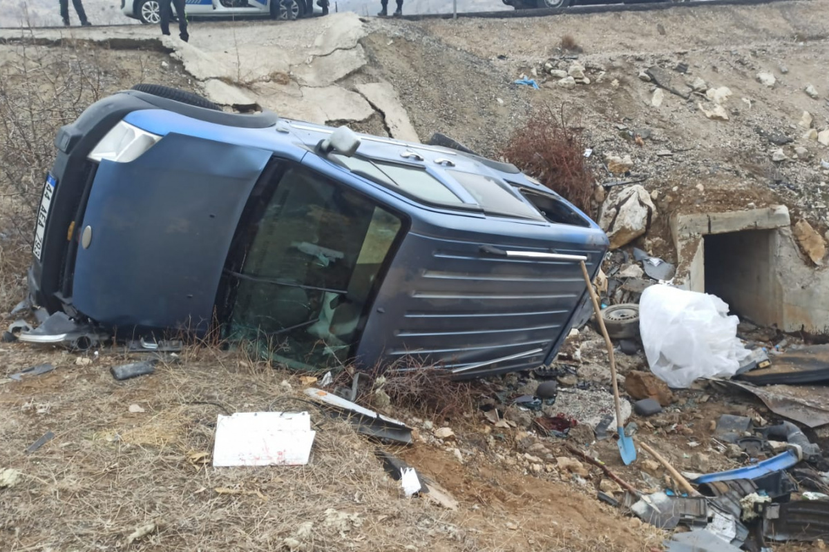 25 yaşındaki genç feci kazada hayatını kaybetti