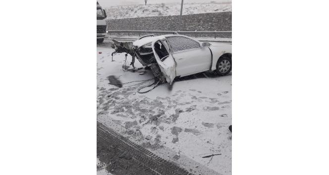 Bitlis’te trafik kazası: 2 yaralı