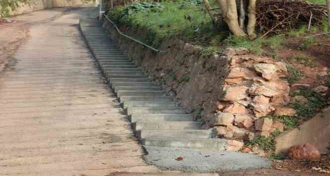 Serdar Mahallesi’ne iki yeni merdiven