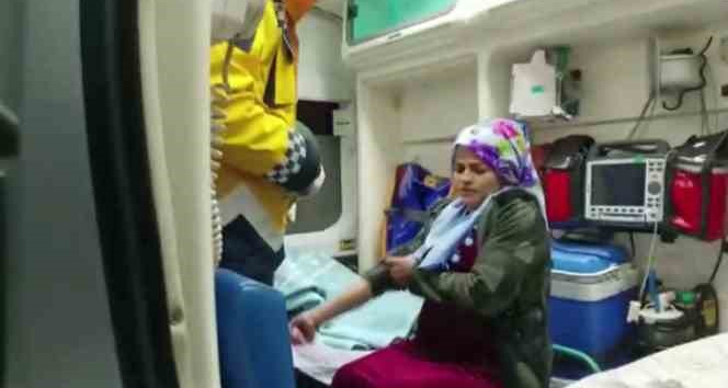 Siirtte kar yolları kapattı, doğum sancısı çeken kadın kurtarıldı