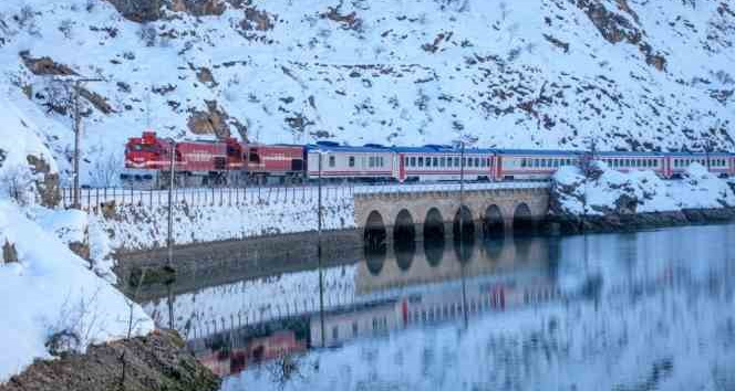 Turizm geliri geçen yılın aynı çeyreğine göre yüzde 22,2 arttı