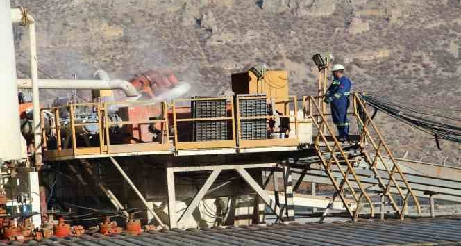 Bölge terörden temizlendi, 12 milyar dolar değerindeki petrol ülkeye kazandırıldı