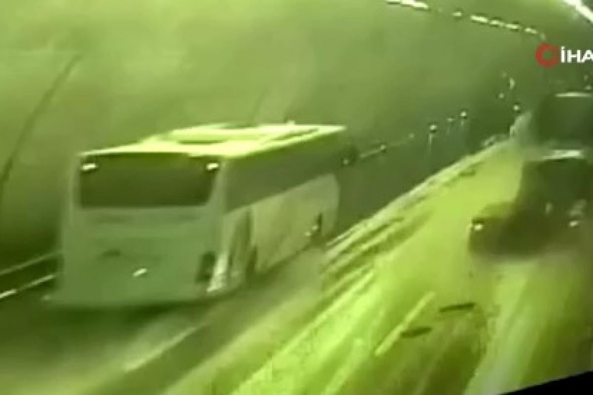 Bolu Dağı Tüneli'nde 1 kişinin öldüğü feci kaza kamerada