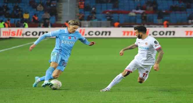 Spor Toto Süper Lig: Trabzonspor: 2 - FTA Antalyaspor: 0 (Maç sonucu)