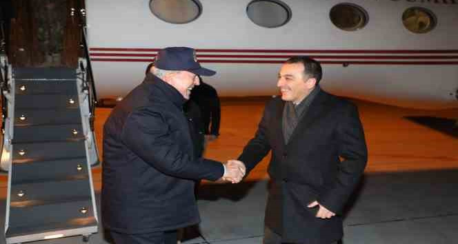 Bakan Akar, Kış Tatbikatı için Kars’a geldi