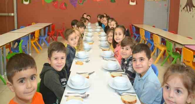 Okul öncesi eğitimde haftada 5 gün "ücretsiz yemek" uygulaması 6 Şubat’ta başlıyor