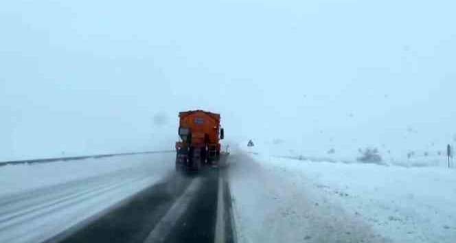 Tunceli’de zincirsiz tır geçişlerine izin verilmiyor