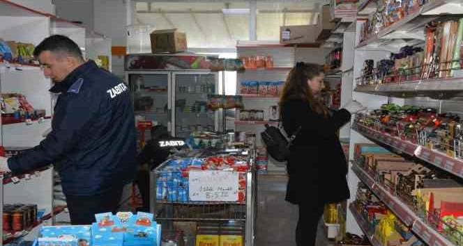 Lapseki Belediyesi Zabıta ekipleri marketlerde fiyat ve etiket denetimi yaptı